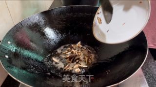 芥蓝腊肠炒饭的做法步骤：9