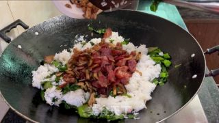 芥蓝腊肠炒饭的做法步骤：14