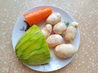 肉末芋艿南瓜炒饭的做法步骤：1