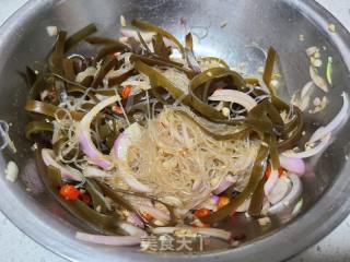 炝拌洋葱海带粉丝的做法步骤：7