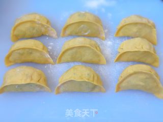 玉米面素馅蒸饺的做法步骤：8
