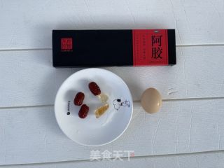 阿胶红枣炖鸡蛋的做法步骤：1