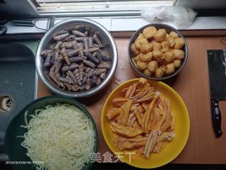 钉螺鸭脚煲的做法步骤：1
