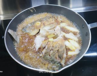 烧鲤鱼的做法步骤：9
