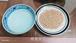 椒盐芝麻小饼的做法步骤：5