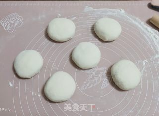 椒盐芝麻小饼的做法步骤：10