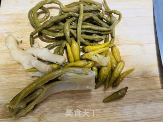 泡椒鸡丁的做法步骤：3