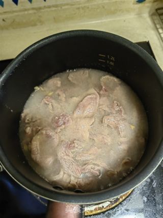 蔬菜拌牛肉的做法步骤：5