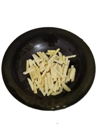 干煸豆角土豆的做法步骤：2