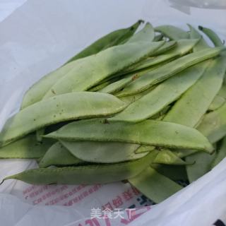 扁豆炒烤鸭的做法步骤：1