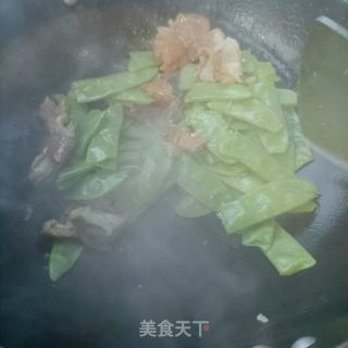 扁豆炒烤鸭的做法步骤：9