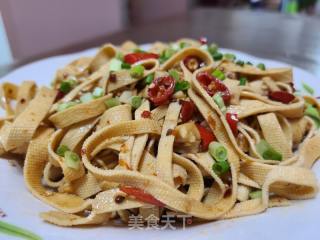 凉拌豆腐皮的做法