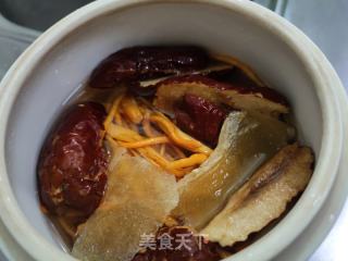 虫草花红枣炖鸡汤的做法步骤：5