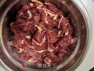 空气炸锅烤牛肉的做法步骤：3