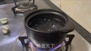 油甘酸梅瘦肉汤的做法步骤：6
