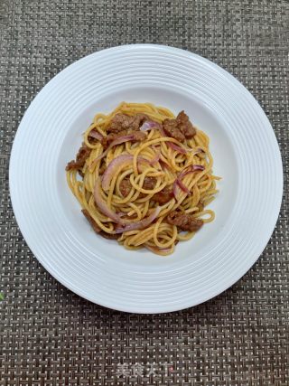 沙茶牛肉炒意面的做法步骤：16