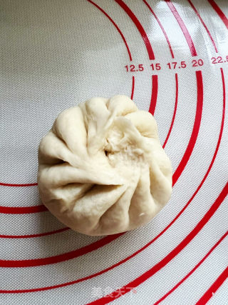 香葱肉包子的做法步骤：8