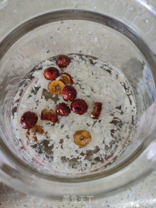 苹果银耳糖水的做法步骤：3