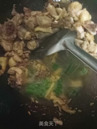 冬瓜粉皮炖鸡的做法步骤：2