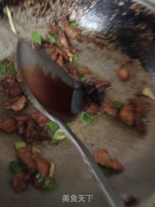 豆角炒肉的做法步骤：2