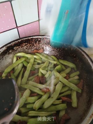 豆角炒肉的做法步骤：4
