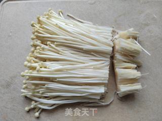 金针菇豆腐蒸牛肉的做法步骤：3