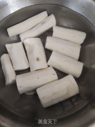茶树菇淮山乌鸡汤的做法步骤：1