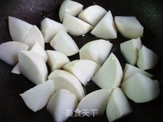 小油豆腐烧萝卜的做法步骤：4