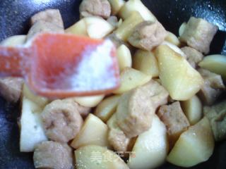 小油豆腐烧萝卜的做法步骤：10