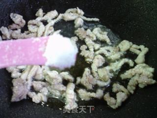 榨菜丝瘦肉炒绿豆芽的做法步骤：4