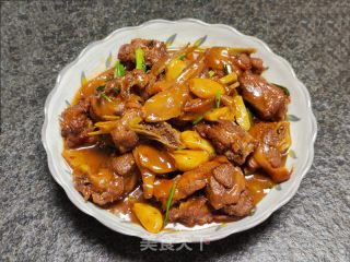 仔姜焖鸭的做法