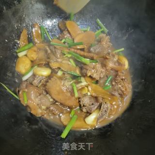仔姜焖鸭的做法步骤：9