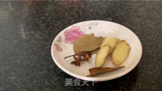 番茄牛腩焖面的做法步骤：3