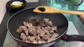 番茄牛腩焖面的做法步骤：7