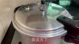 双莲排骨汤的做法步骤：9