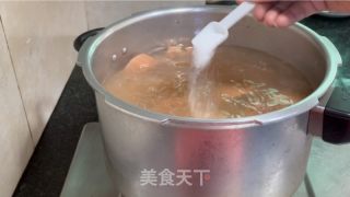 双莲排骨汤的做法步骤：10