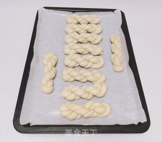 麻花型面包的做法步骤：7