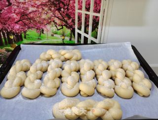 麻花型面包的做法步骤：8