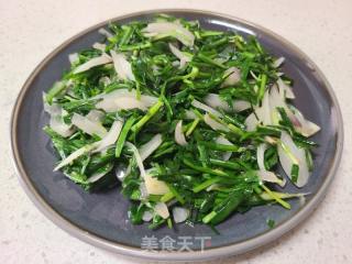 洋葱炒韭菜的做法步骤：4