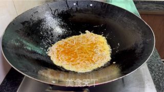 银鱼煎蛋的做法步骤：6