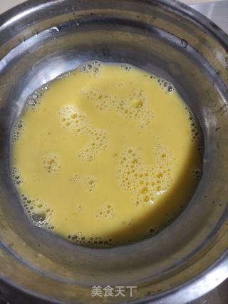 鸡蛋大葱炒饭的做法步骤：4