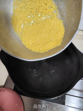 板栗淮山小米粥的做法步骤：5