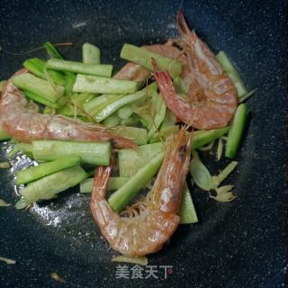 丝瓜鲜虾粥的做法步骤：8