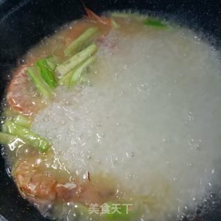 丝瓜鲜虾粥的做法步骤：10