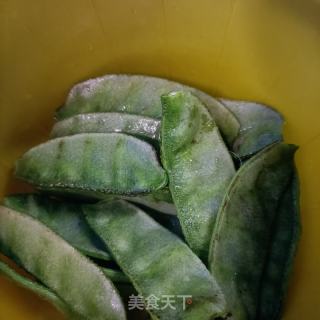 卤肉焖扁豆的做法步骤：2