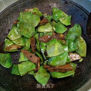 卤肉焖扁豆的做法步骤：6