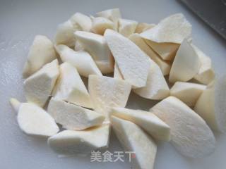红烧茭白兔腿的做法步骤：3