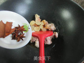 红烧茭白兔腿的做法步骤：12