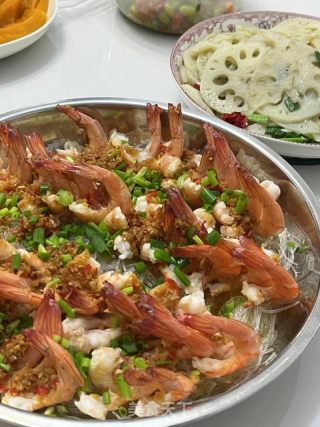 蒜蓉粉丝蒸虾的做法步骤：7