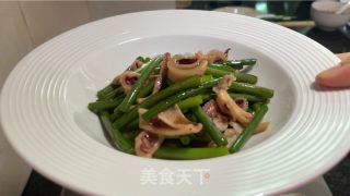 蒜苔炒干鱿鱼的做法步骤：12